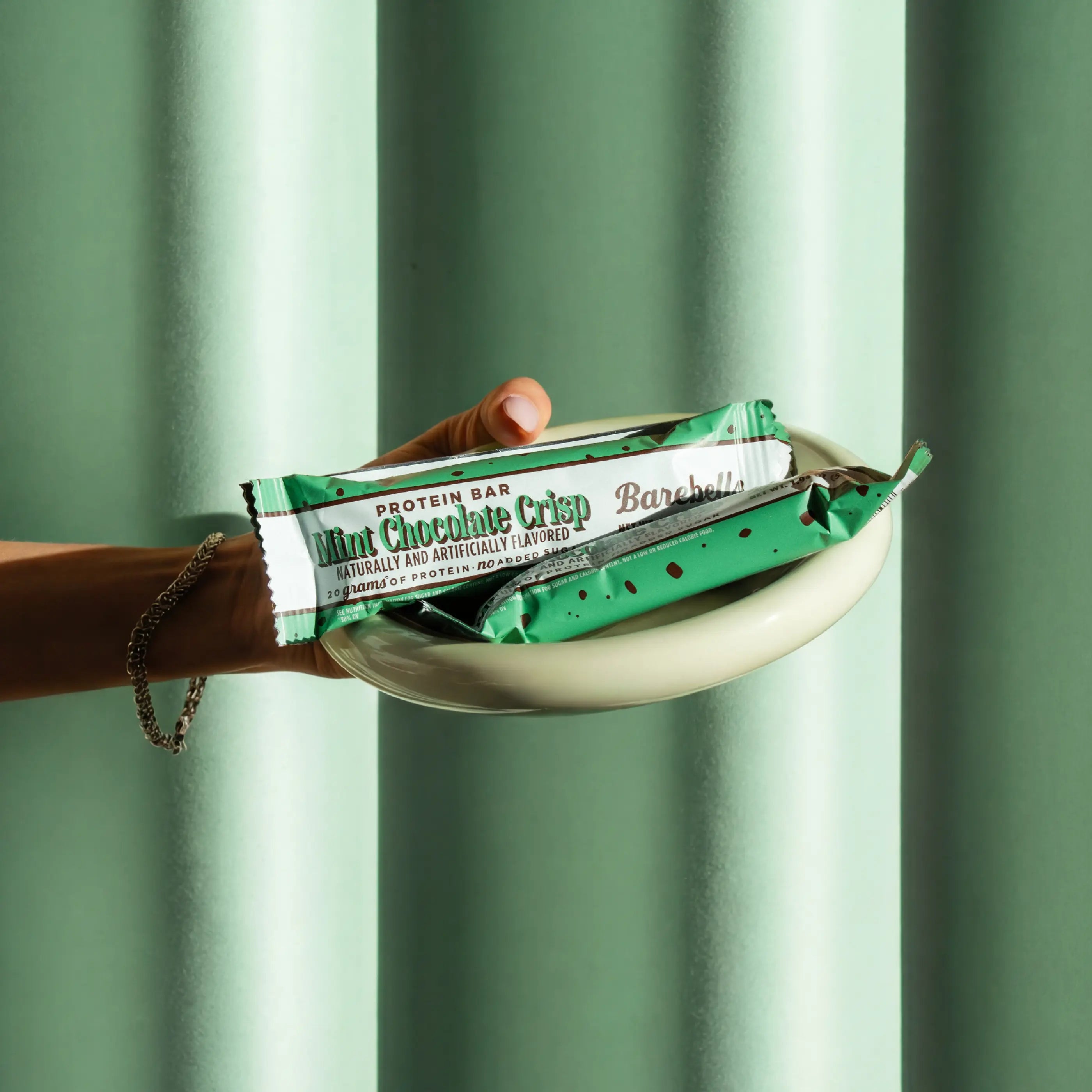 Barebells Protein Bar - Mint Chocolate Crisp - View 3