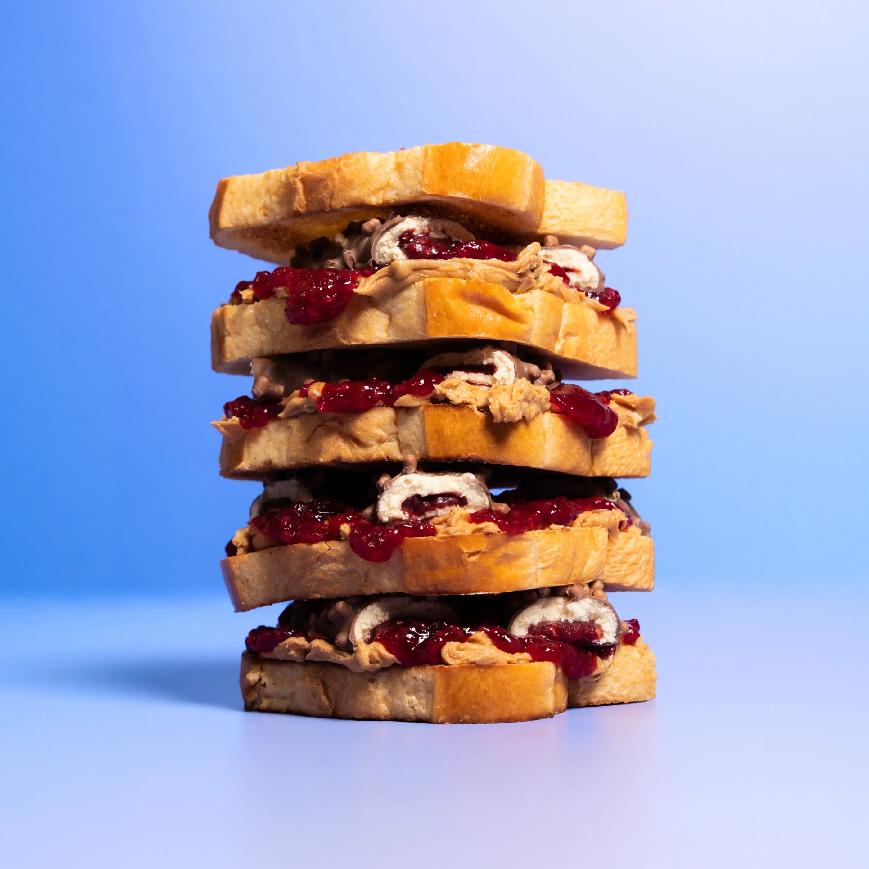 Barebells Peanut Butter &amp; Jelly - View 3